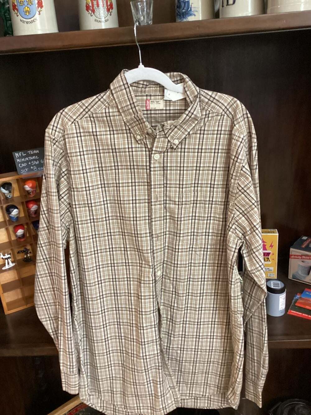 Size Med Brown Toned Plaid Long Sleeve Button-Up Shirt